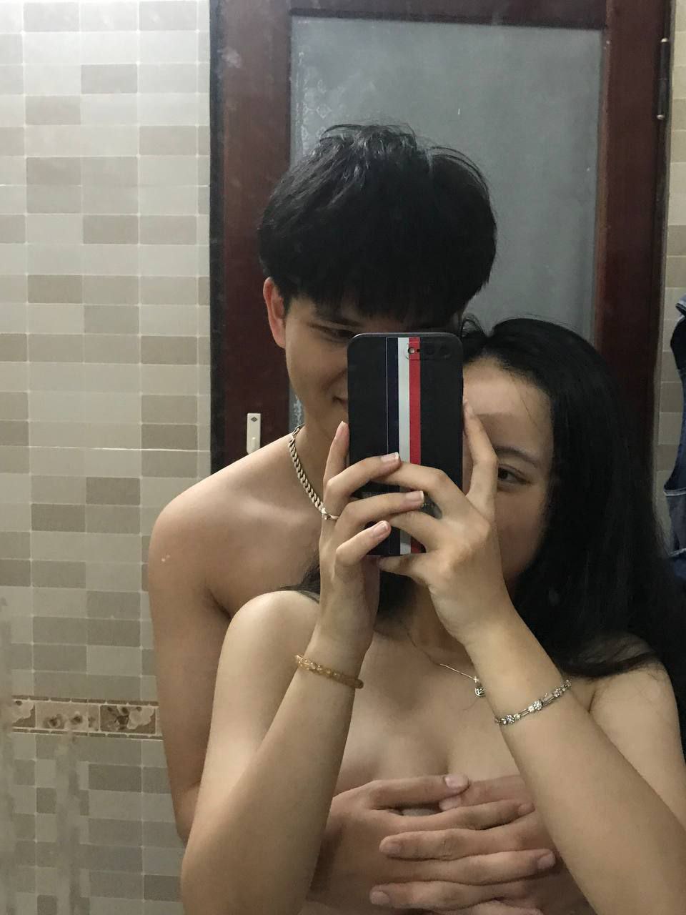 Người phụ nữ nhà bên dam dang của tôi